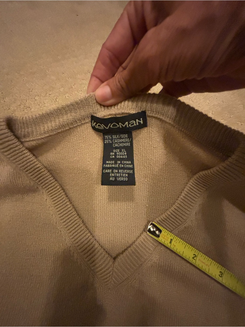 Men's Kevoman Silk/cashmere V-Neck Sweater in Camel Sz XL